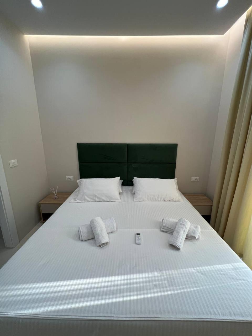 Mare Rooms Vlore Kanine Exterior photo
